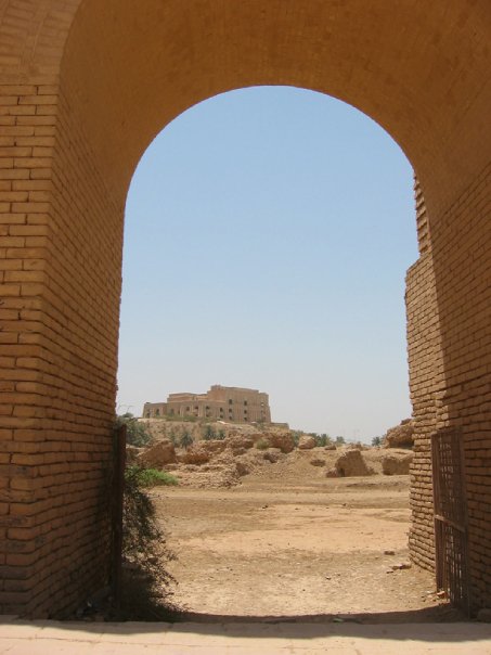Saddam's palace over Babylon ruins